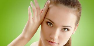 Las mujeres luchan para tener un rostro perfecto