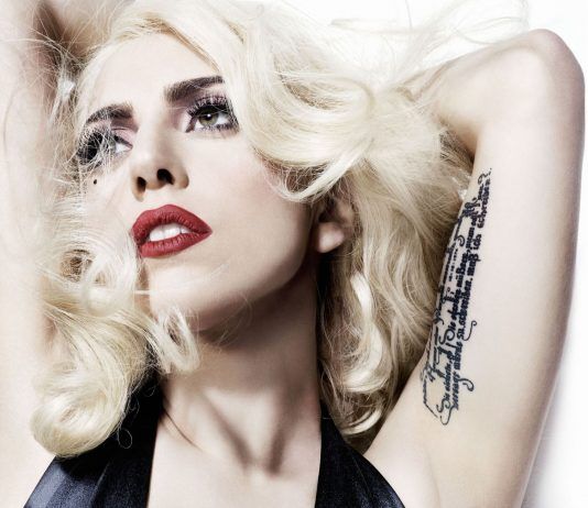 Lady Gaga se convierte en maestra La estrella pop Lady Gaga; recientemente dio a conocer que se convirtió en maestra por un día. Esto, con motivo de la creación de un comercial en pro de la Educación Pública