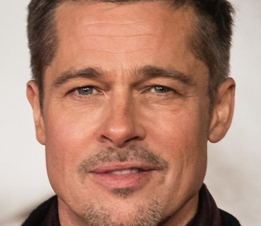 El regreso de Brad Pitt El tormentoso divorcio entre Brad Pitt y Angelina Jolie; se vio envuelto en una campaña mediática de dimes y diretes con relación a la disputa monetaria. Como consecuencia; también los hijos de la ex pareja sufrieron los embates de la disputa. Es especialmente relevante destacar; desde que inició el proceso legal, Pitt se mantuvo en bajo perfil, no obstante, su estado de salud fue en picada, la apariencia que llevaba consigo lo evidenciaba. Parece que, este promete con un regreso inesperado a la opinión pública.