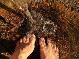 Deshinchar los pies, usemos remedios caseros para solucionarlo Deshinchar los pies