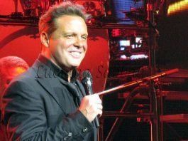 Luis Miguel con nueva conquista ¿Amor de verano? Luis Miguel