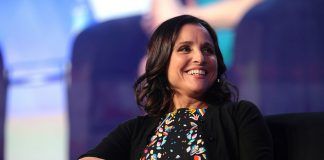 Julia Louis-Dreyfus ha confirmado que fue diagnosticada con cáncer de mama Julia Louis-Dreyfus