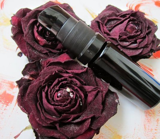 El desodorante, la herramienta de belleza fiel de las mujeres.