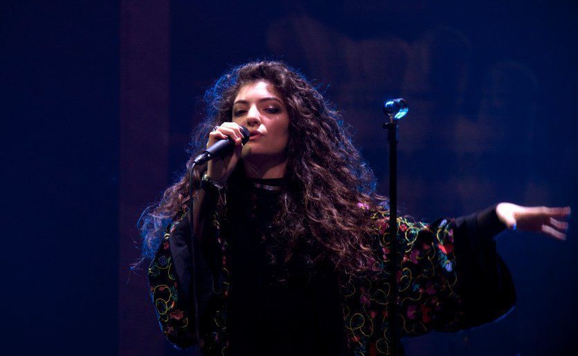 Lorde le ha tocado lidiar