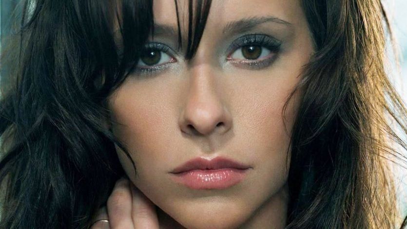 Jennifer Love Hewitt las famosas de hollywood y sus secretos de belleza