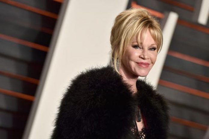 Melanie Griffith dice