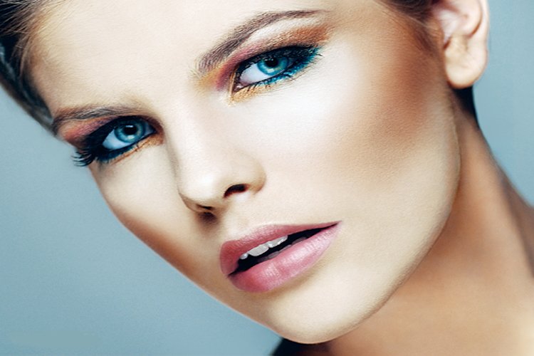 Las 4 técnicas de maquillaje profesional que te harán lucir natural