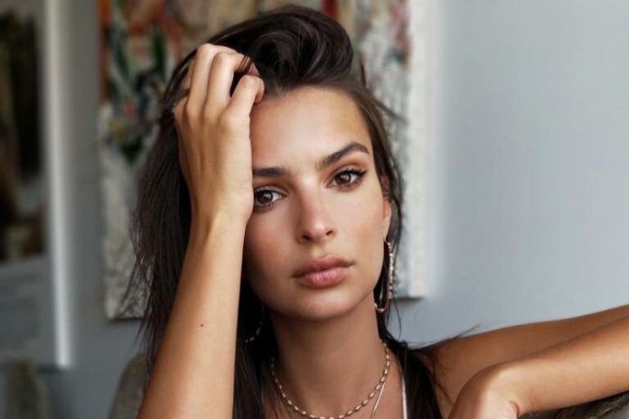 La modelo y actriz Emily Ratajkowski