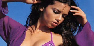La modelo Adriana Lima