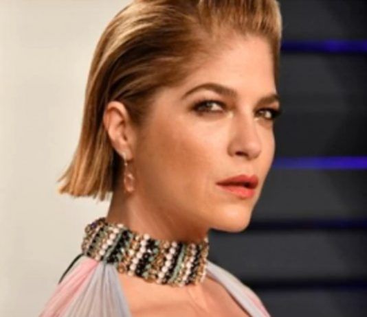 La actriz Selma Blair explica cómo ha sobrellevado la esclerosis múltiple La actriz Selma Blair