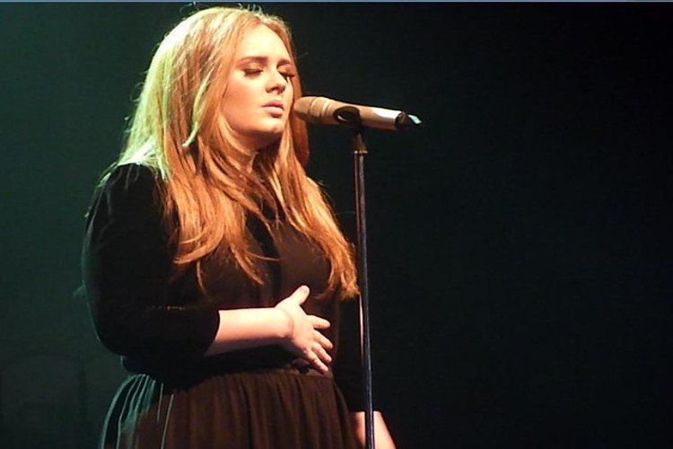 Adele vuelve